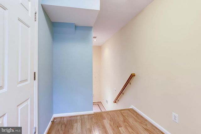 11472 WATERHAVEN CT, Reston, VA 20190