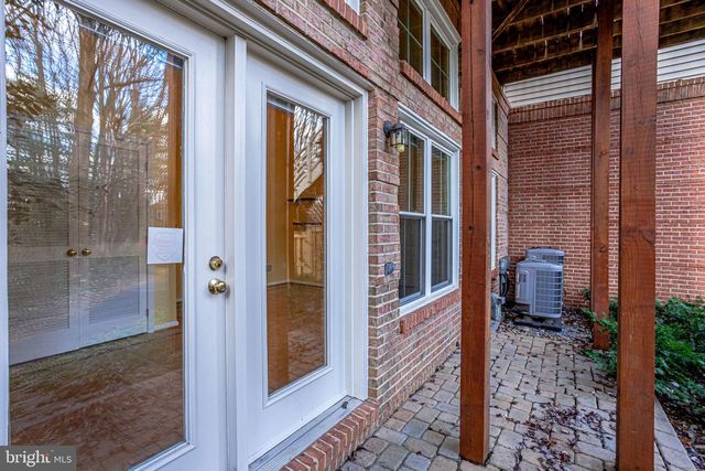 11472 WATERHAVEN CT, Reston, VA 20190