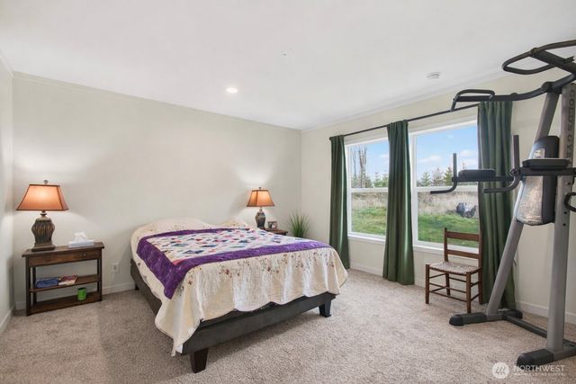 1369 Centralia Alpha Road, Chehalis, WA 98532