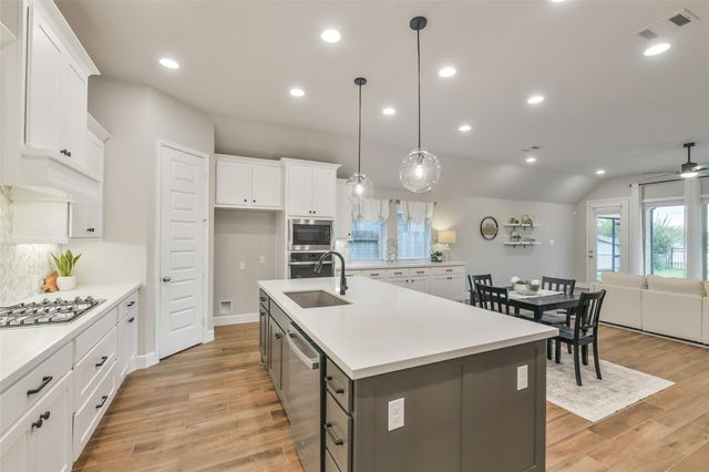 20423 Avelignese Way, Tomball, TX 77377