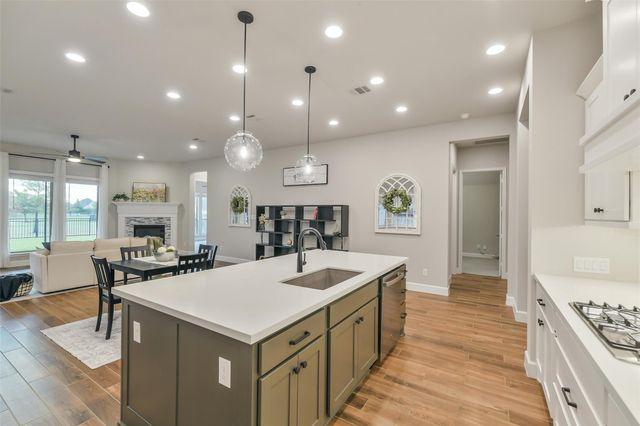 20423 Avelignese Way, Tomball, TX 77377
