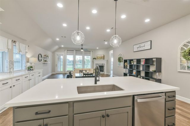 20423 Avelignese Way, Tomball, TX 77377