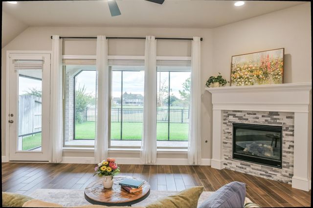 20423 Avelignese Way, Tomball, TX 77377