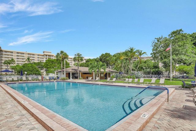 3100 N Palm Aire Drive 106, Pompano Beach, FL 33069