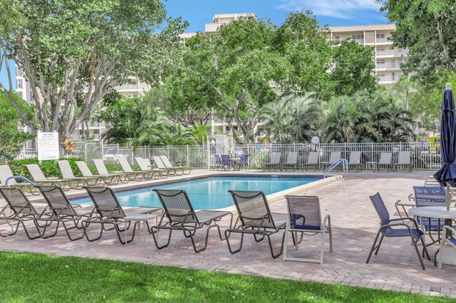 3100 N Palm Aire Drive 106, Pompano Beach, FL 33069