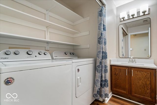 7475 Wood Court, Fishers, IN 46038