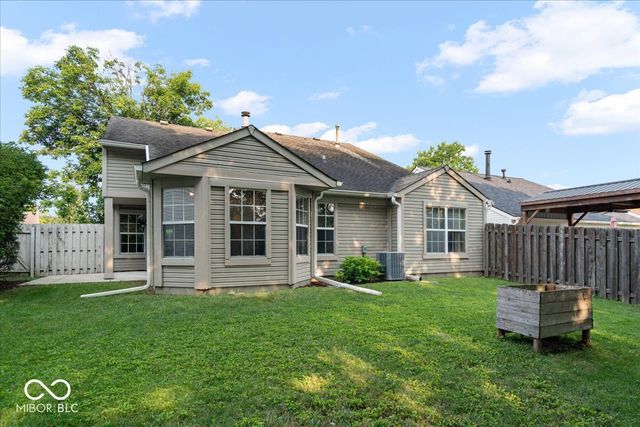 7475 Wood Court, Fishers, IN 46038