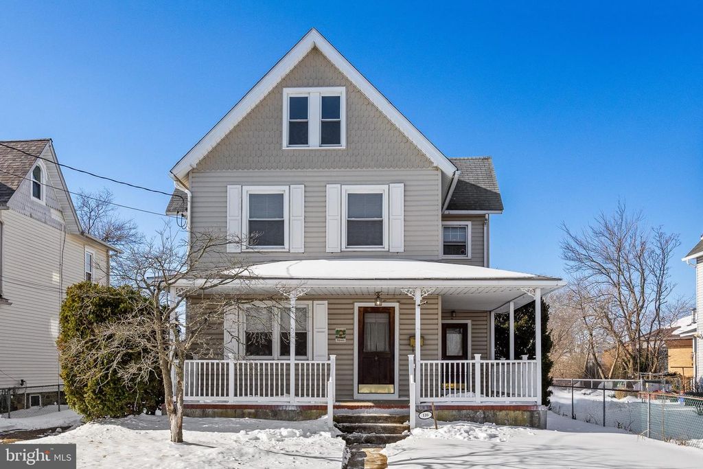 116 LIPPINCOTT AVE, Riverside, NJ 08075