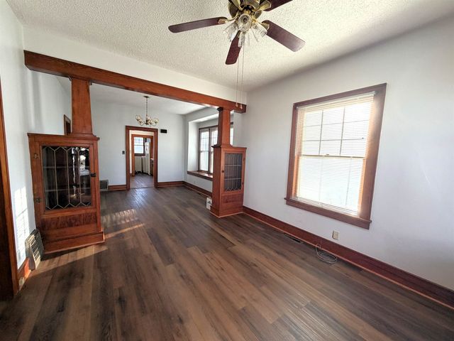 133 E 2nd St, Assaria, KS 67416