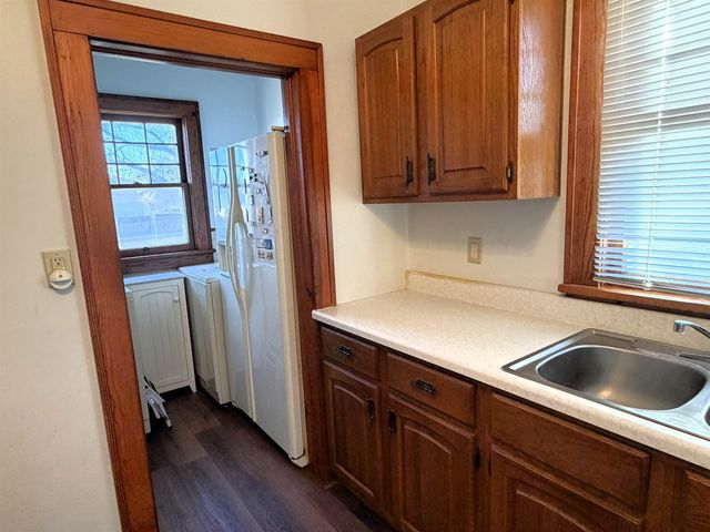 133 E 2nd St, Assaria, KS 67416