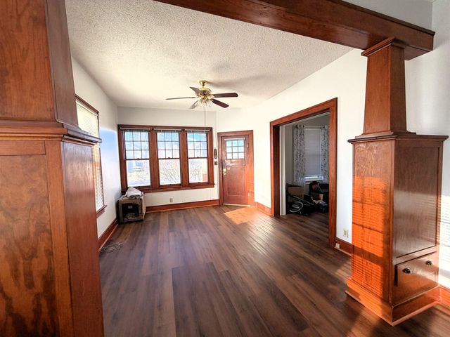 133 E 2nd St, Assaria, KS 67416