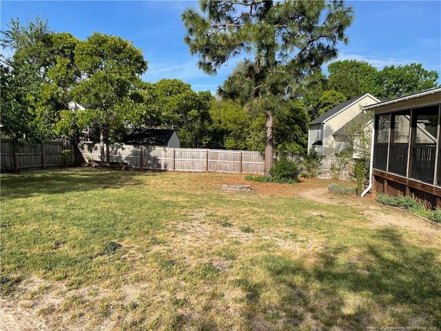 346 Cresthaven Drive, Sanford, NC 27332