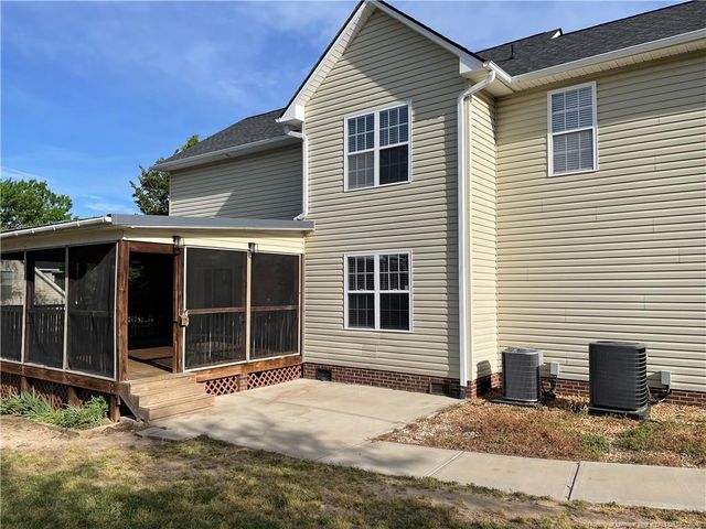 346 Cresthaven Drive, Sanford, NC 27332