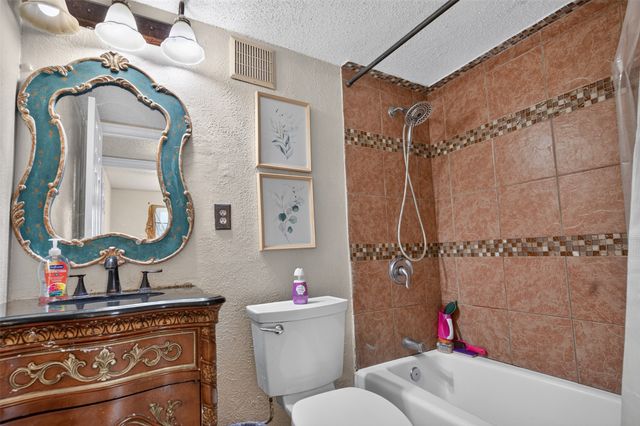 2224 Crockett Drive, Carrollton, TX 75006