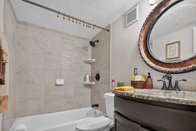 2224 Crockett Drive, Carrollton, TX 75006