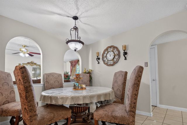 2224 Crockett Drive, Carrollton, TX 75006