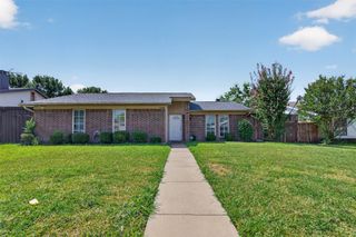 2224 Crockett Drive, Carrollton, TX 75006