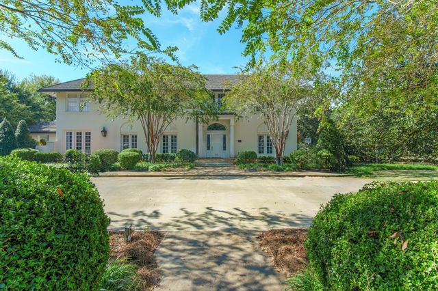 312 6th Ave., Hattiesburg, MS 39401