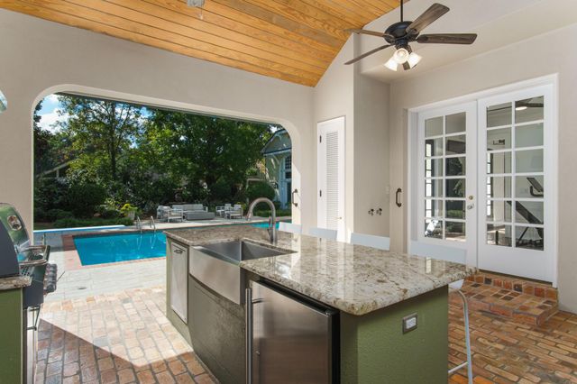 312 6th Ave., Hattiesburg, MS 39401