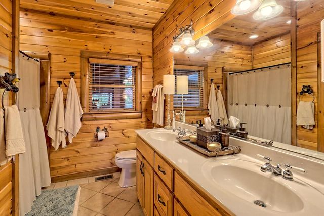 13 Spring Ridge Trail, Morganton, GA 30560