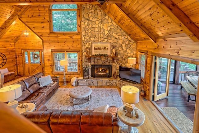 13 Spring Ridge Trail, Morganton, GA 30560