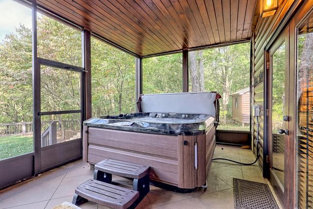 13 Spring Ridge Trail, Morganton, GA 30560