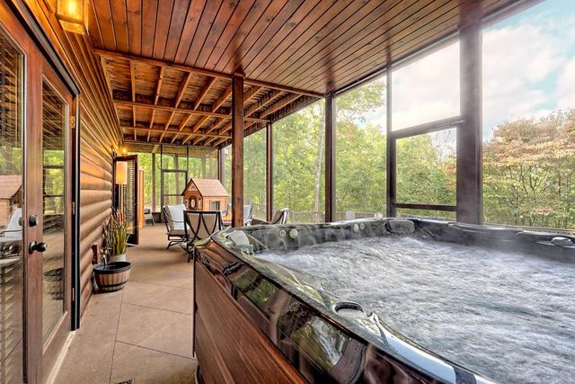 13 Spring Ridge Trail, Morganton, GA 30560