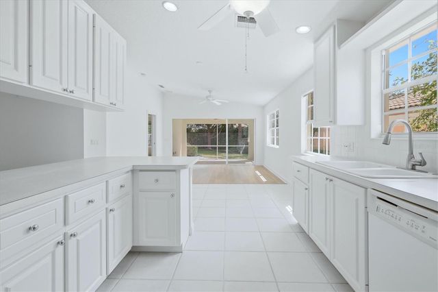 7559 QUINTO DRIVE, Sarasota, FL 34238