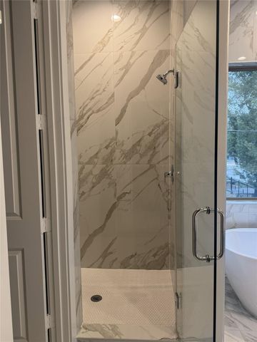 540 Janisch Road F, Houston, TX 77018