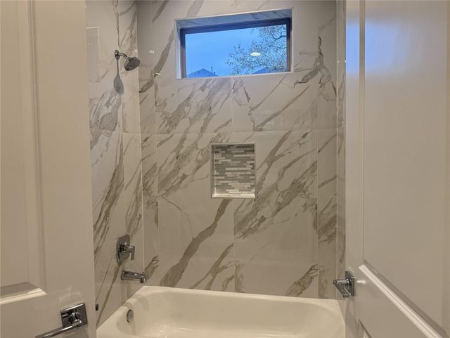 540 Janisch Road F, Houston, TX 77018