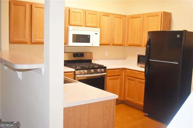 1214 Penhurst Way, Lawrenceville, GA 30043