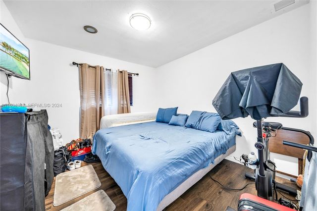 875 E 29th Street, Hialeah, FL 33013