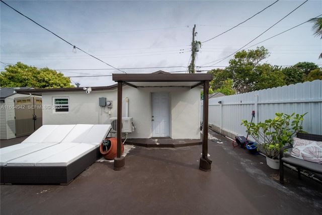 875 E 29th Street, Hialeah, FL 33013