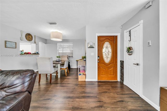 875 E 29th Street, Hialeah, FL 33013