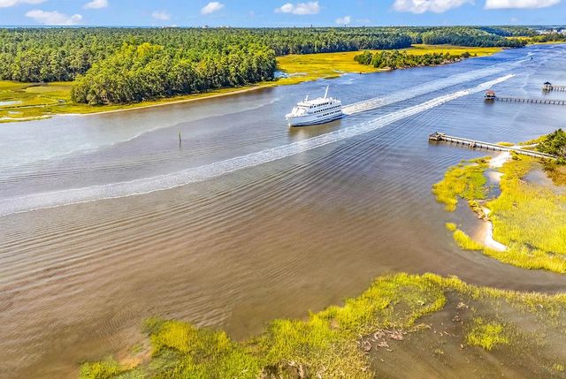 2214 Dykman Circle, Little River, SC 29566