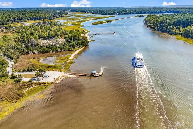 2214 Dykman Circle, Little River, SC 29566