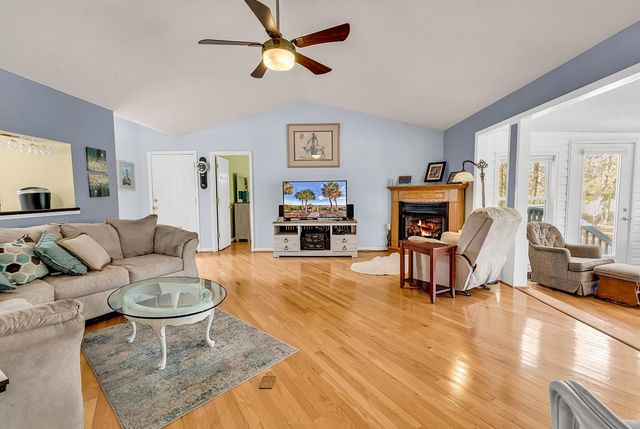 2214 Dykman Circle, Little River, SC 29566