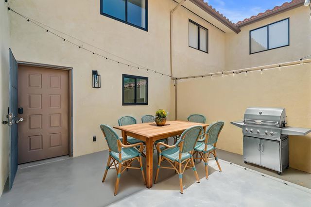510 Flower Hill Lane, Palm Desert, CA 92260