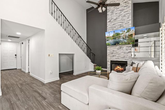 510 Flower Hill Lane, Palm Desert, CA 92260