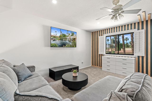 510 Flower Hill Lane, Palm Desert, CA 92260