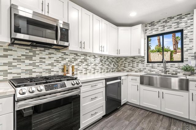 510 Flower Hill Lane, Palm Desert, CA 92260