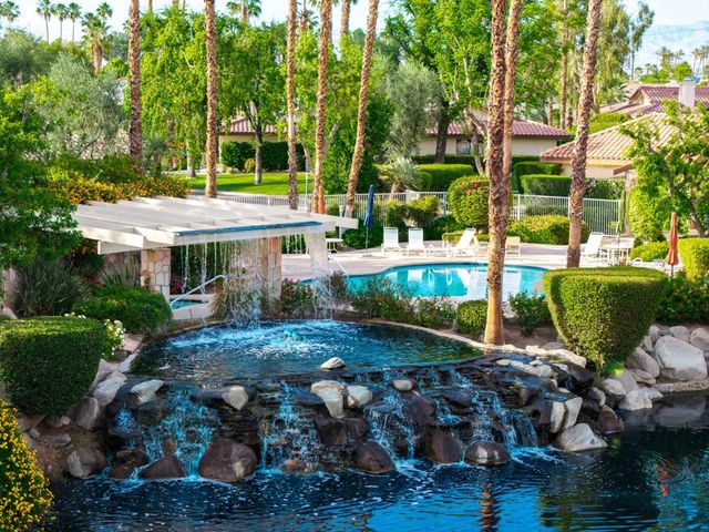 510 Flower Hill Lane, Palm Desert, CA 92260
