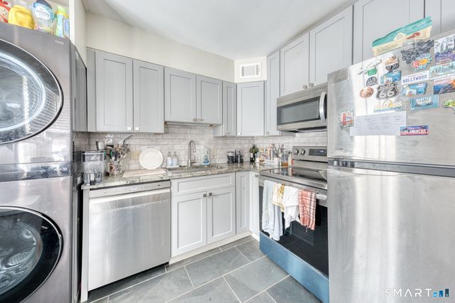 69 Lynwood Drive, Windham, CT 06226