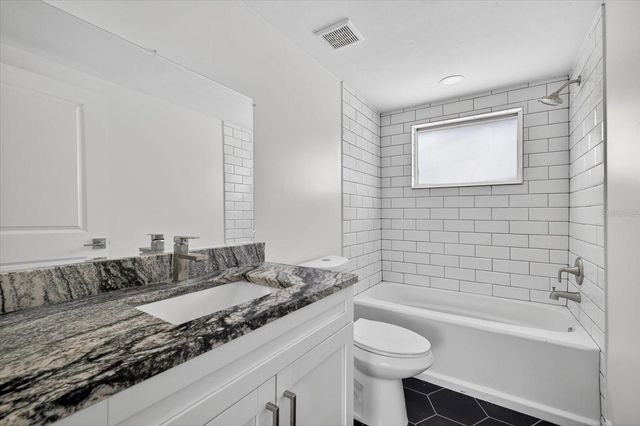 5419 OCEANIC ROAD, Holiday, FL 34690