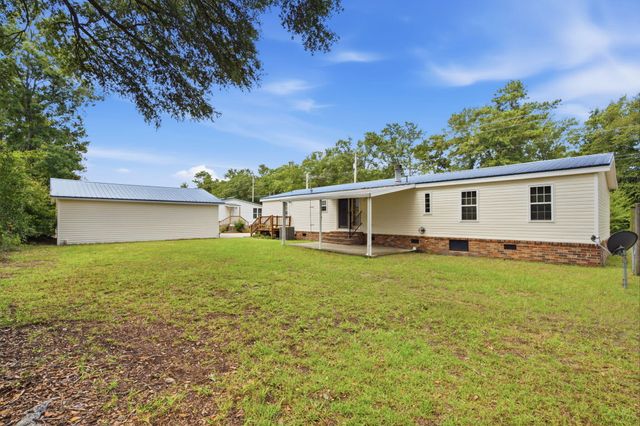 302 Butter Road, Bonneau, SC 29431
