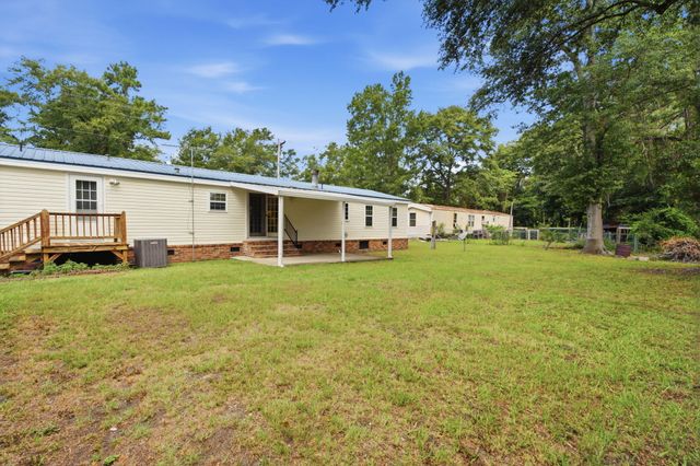 302 Butter Road, Bonneau, SC 29431