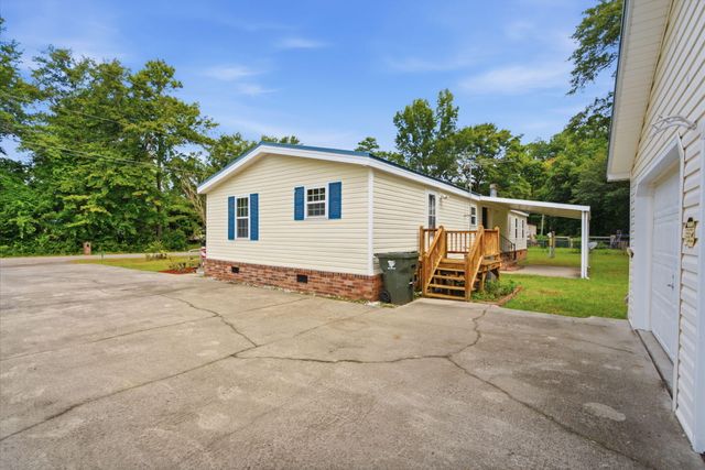 302 Butter Road, Bonneau, SC 29431