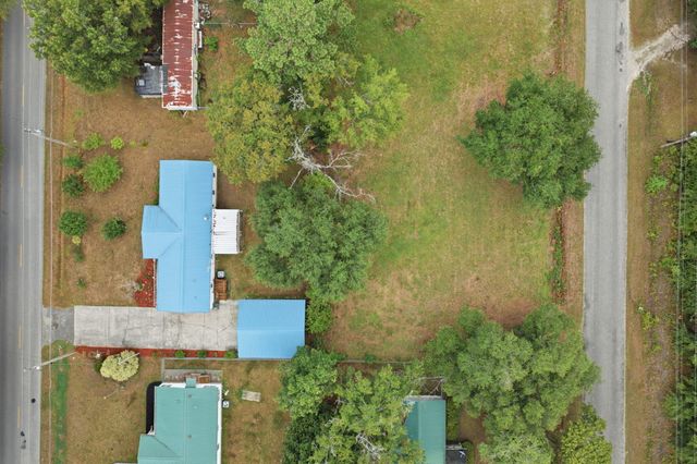 302 Butter Road, Bonneau, SC 29431