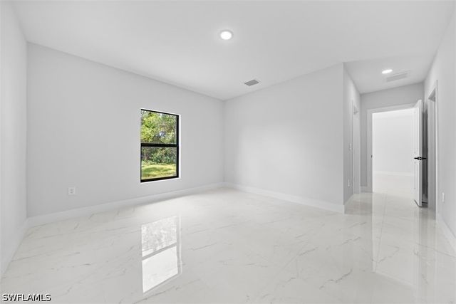 2505 1st St Sw, Lehigh Acres, FL 33976
