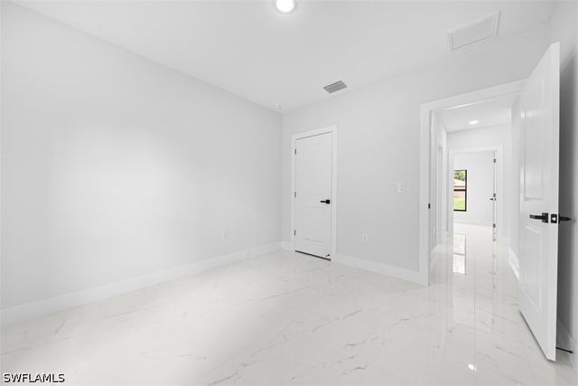 2505 1st St Sw, Lehigh Acres, FL 33976